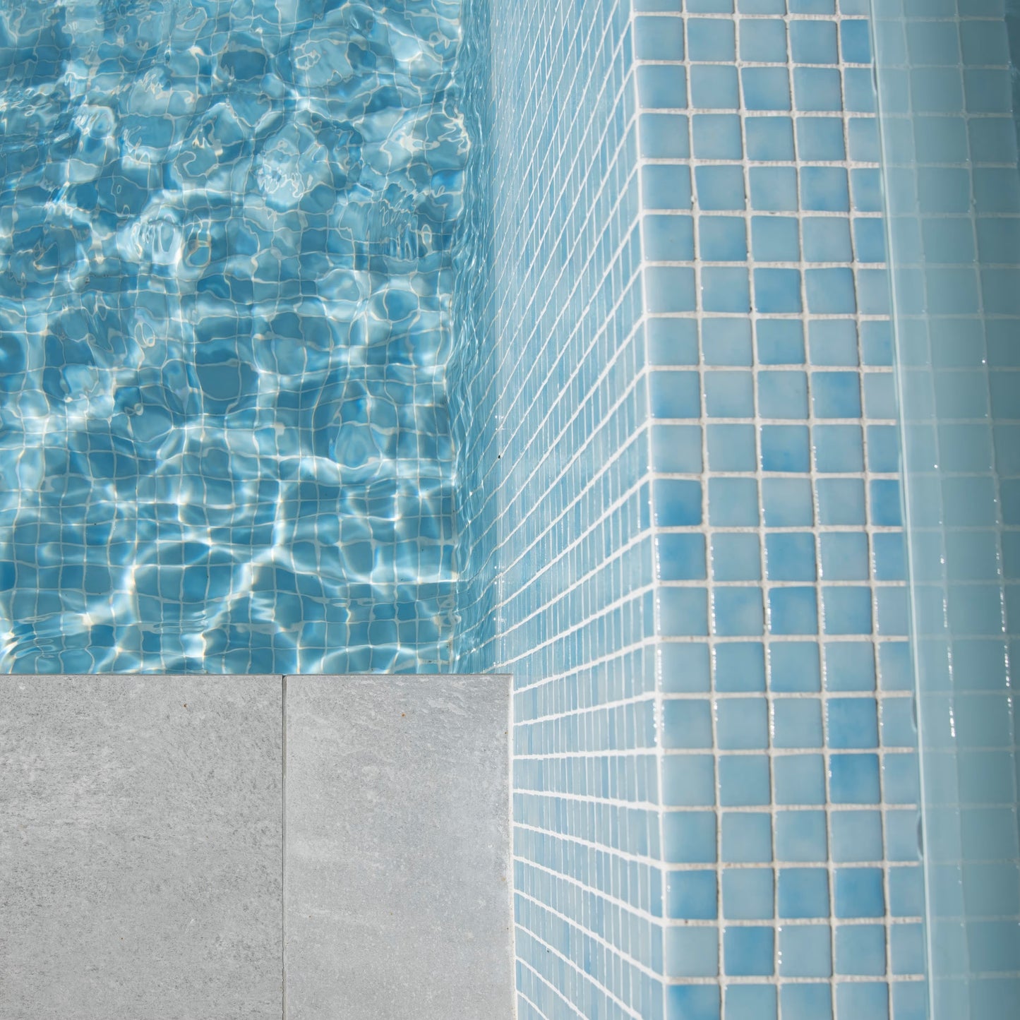 EOFYS Ezarri Ligero Mosaic Tiles