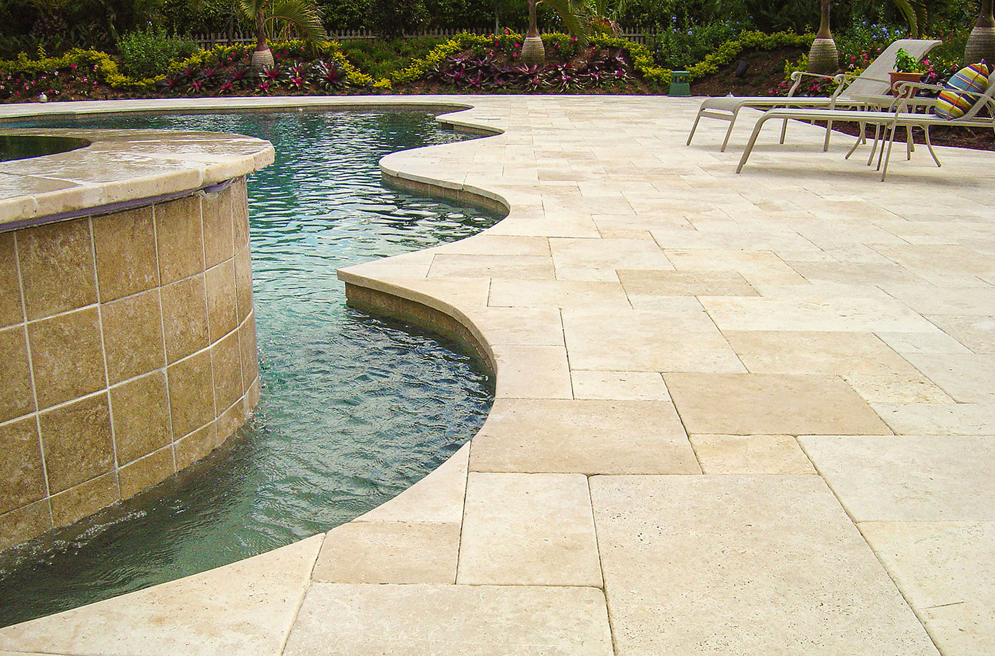 Ivory Travertine 610x406x30mm Tumbled Natural Stone Pavers - 1st Quality