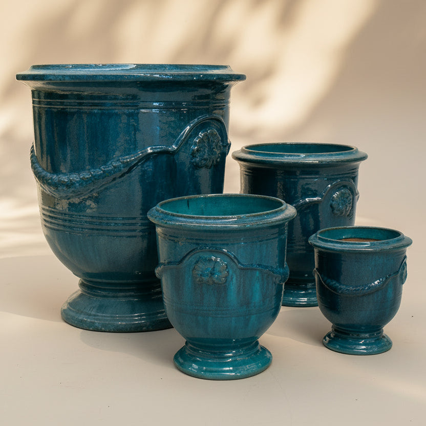Primo Provincial Urn Pot - Forest Green - Available at Simon's Seconds
