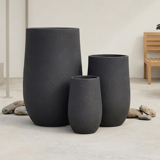 Vellum Tall U Pot Black