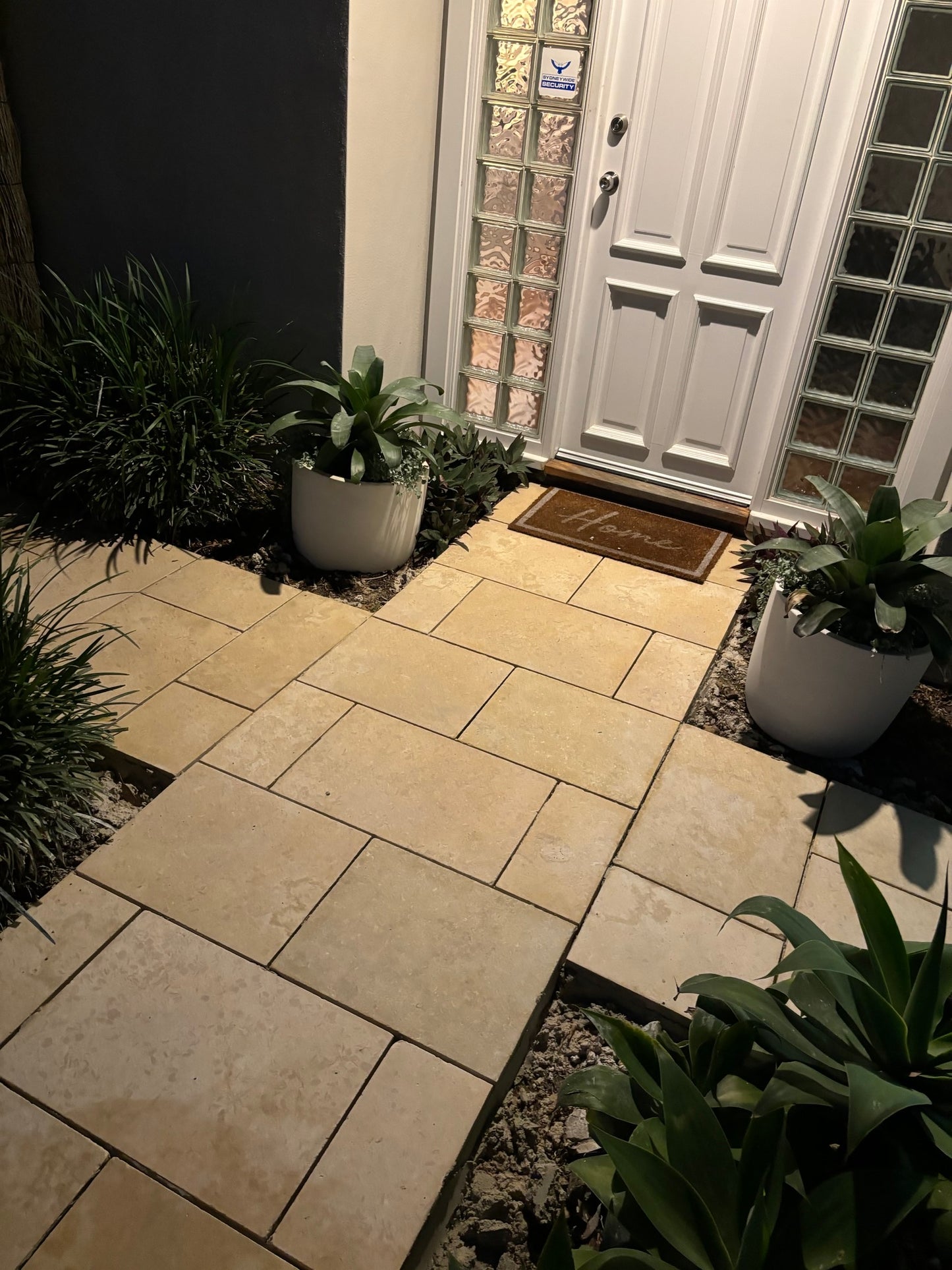 Oryx Tumbled Limestone 600x600x30mm Natural Stone Pavers - 1st Quality