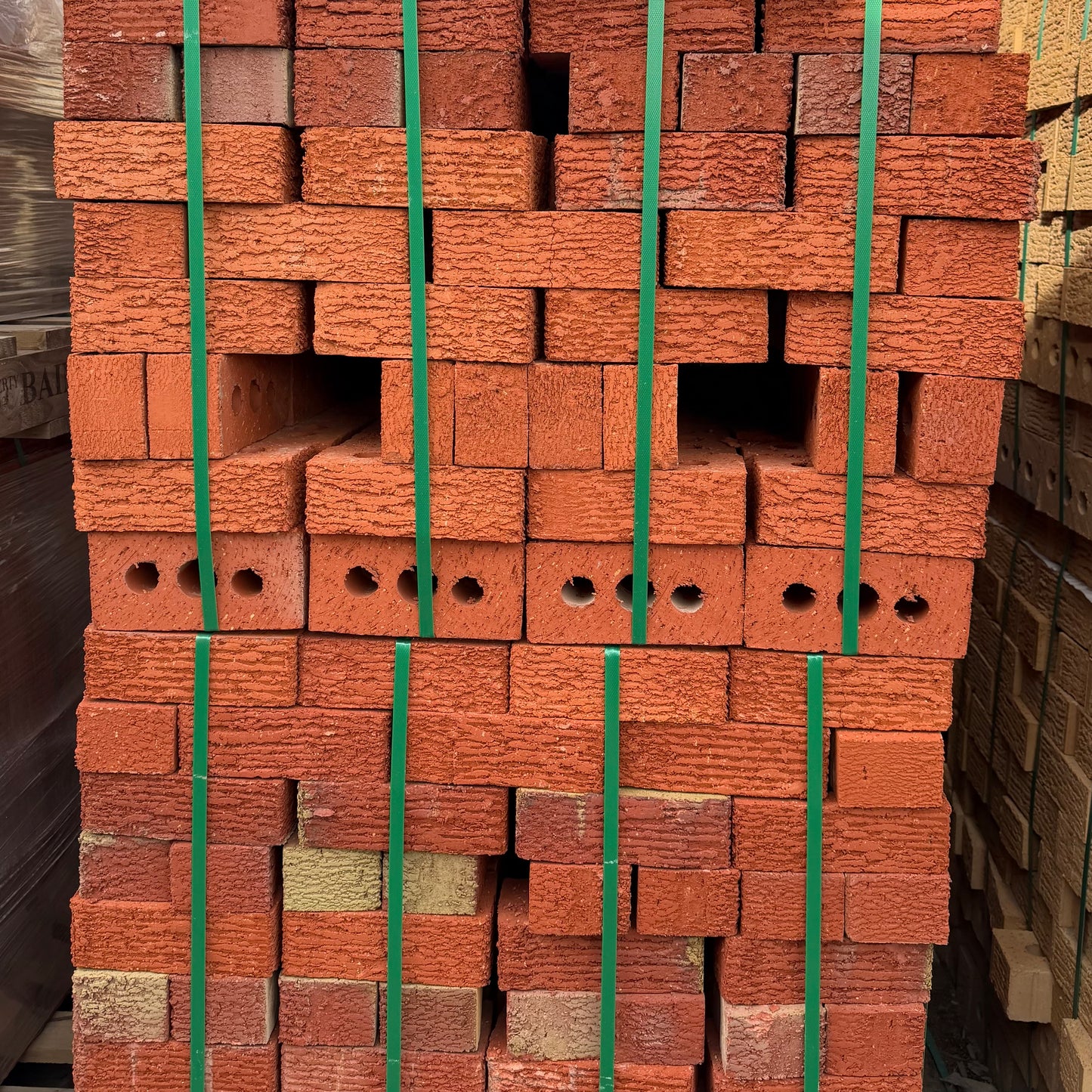 Lincoln Textured Extruded Brick - Red - No Aris - 1st Quality