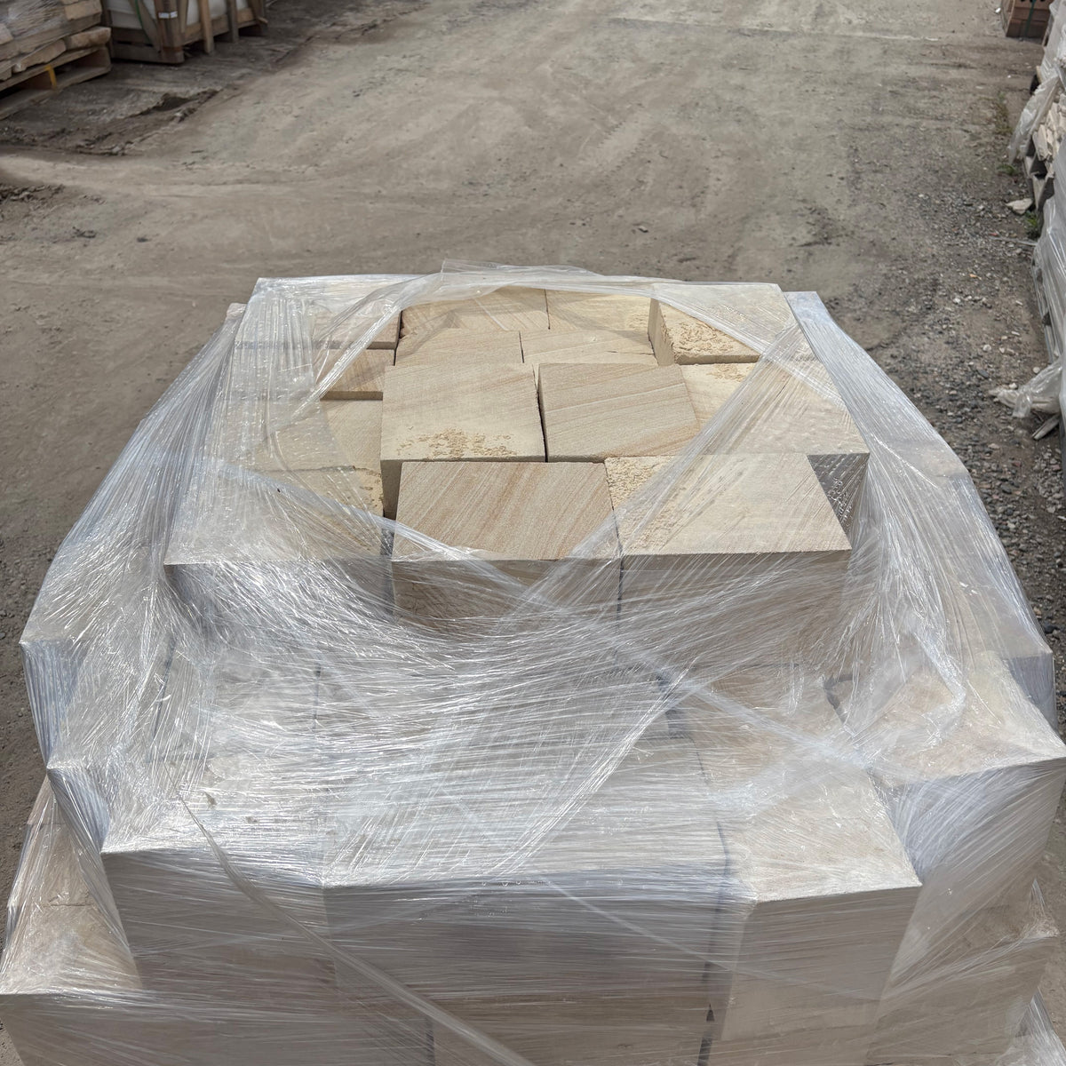 Australian Sandstone Random Sized Sawn Blocks | Sold Per pallet