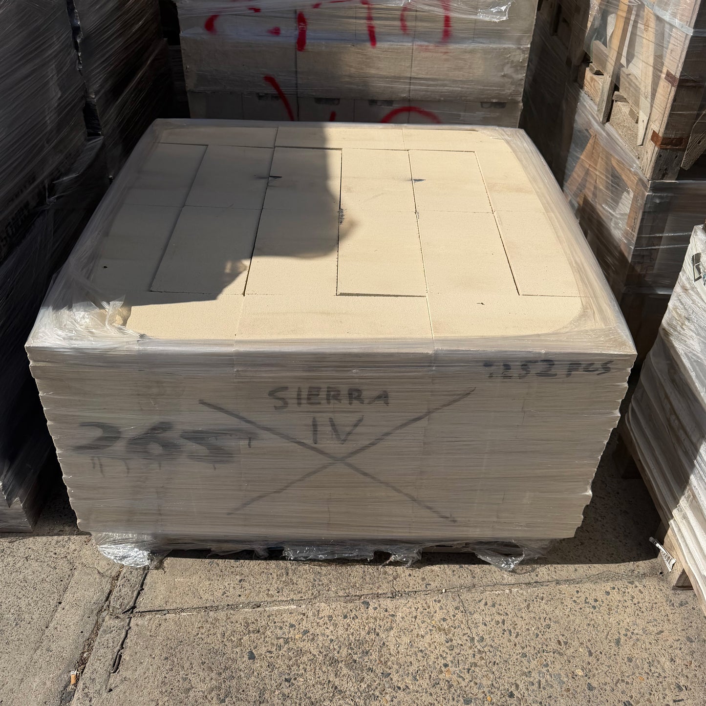 Sierra Paver - Ivory - 400x200x40mm Concrete Pavers - Factory Seconds
