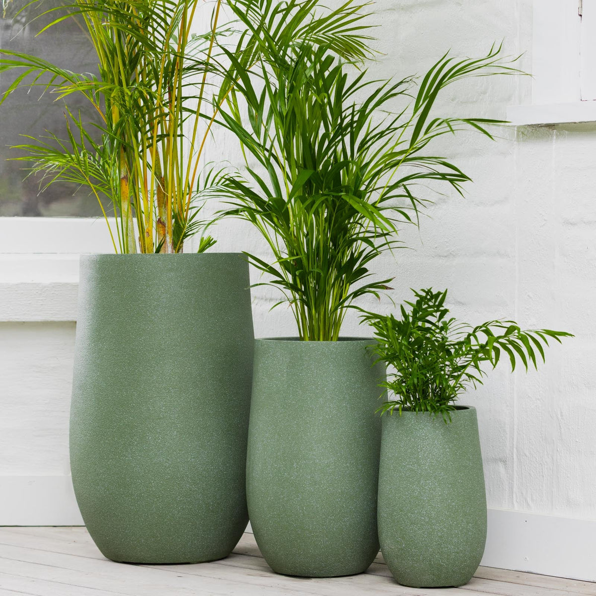 Vellum Tall U Pot Green
