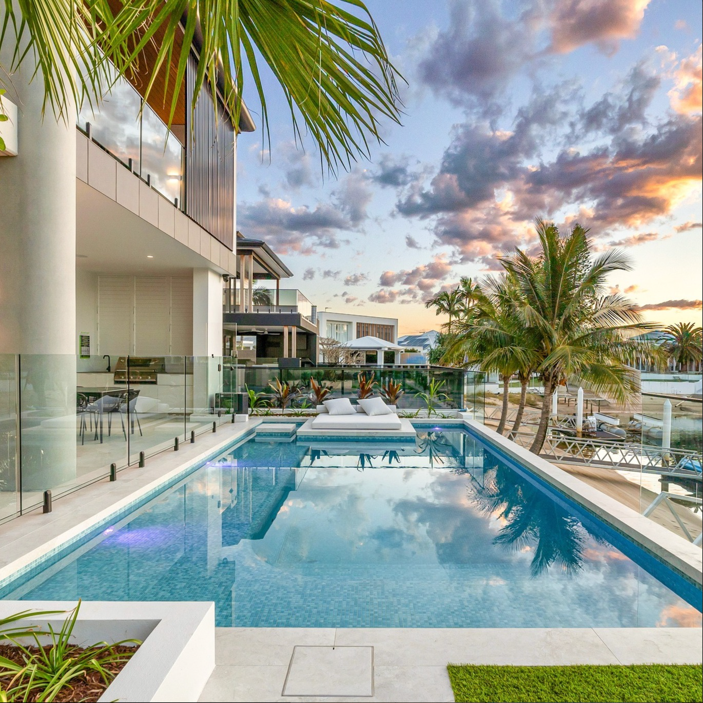 Hide Access Cover Concrete Kit - 206mm