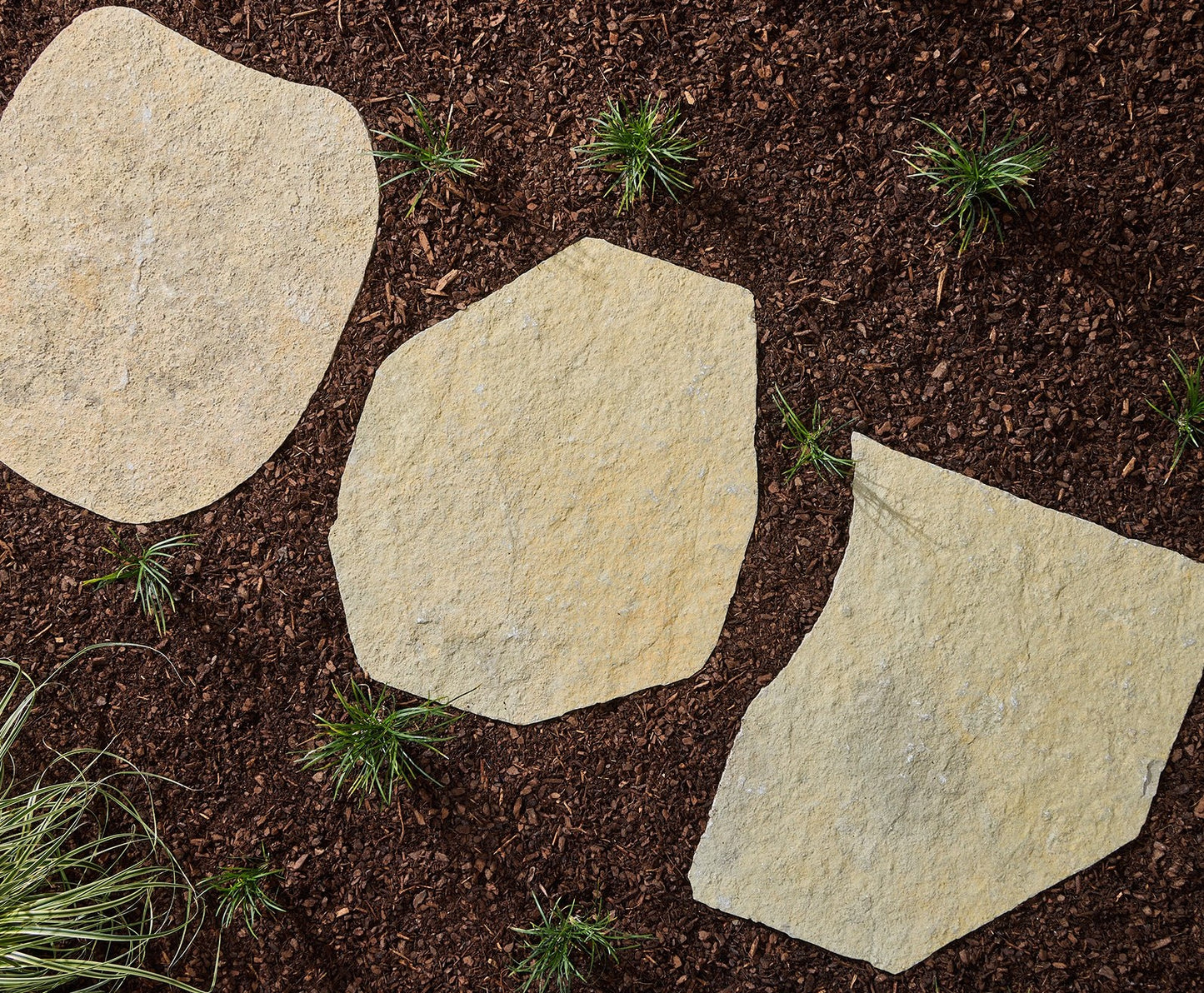 Tuscan Beige Stepping Stones - 500-600 x 22mm