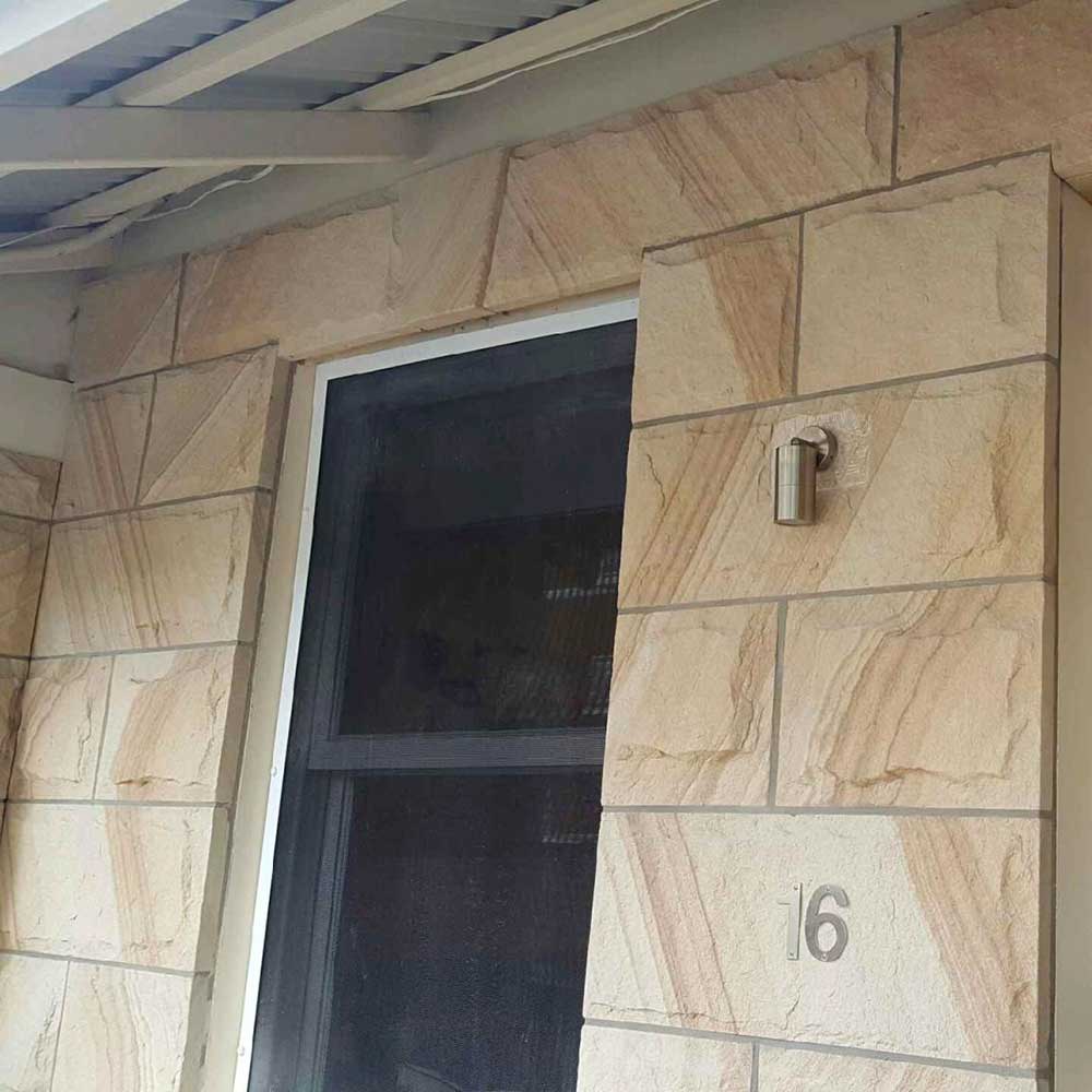 Australian Sandstone Rockface Cladding - 800x300x40mm - 1st Quality - Laid on house - Available at Simon's Seconds