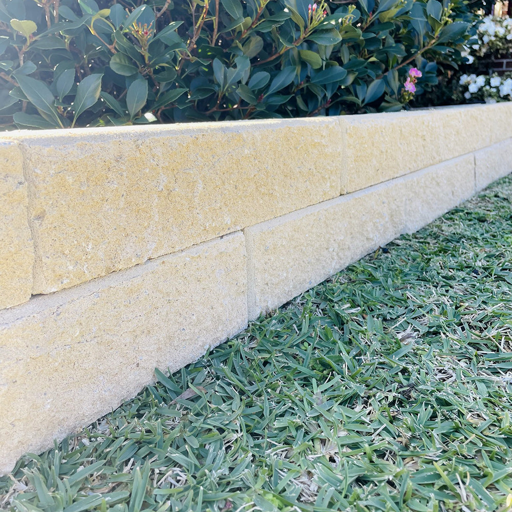 Broughton Garden Edging - Appinstone - 1st Quality - Wall - Available at Simon's Seconds