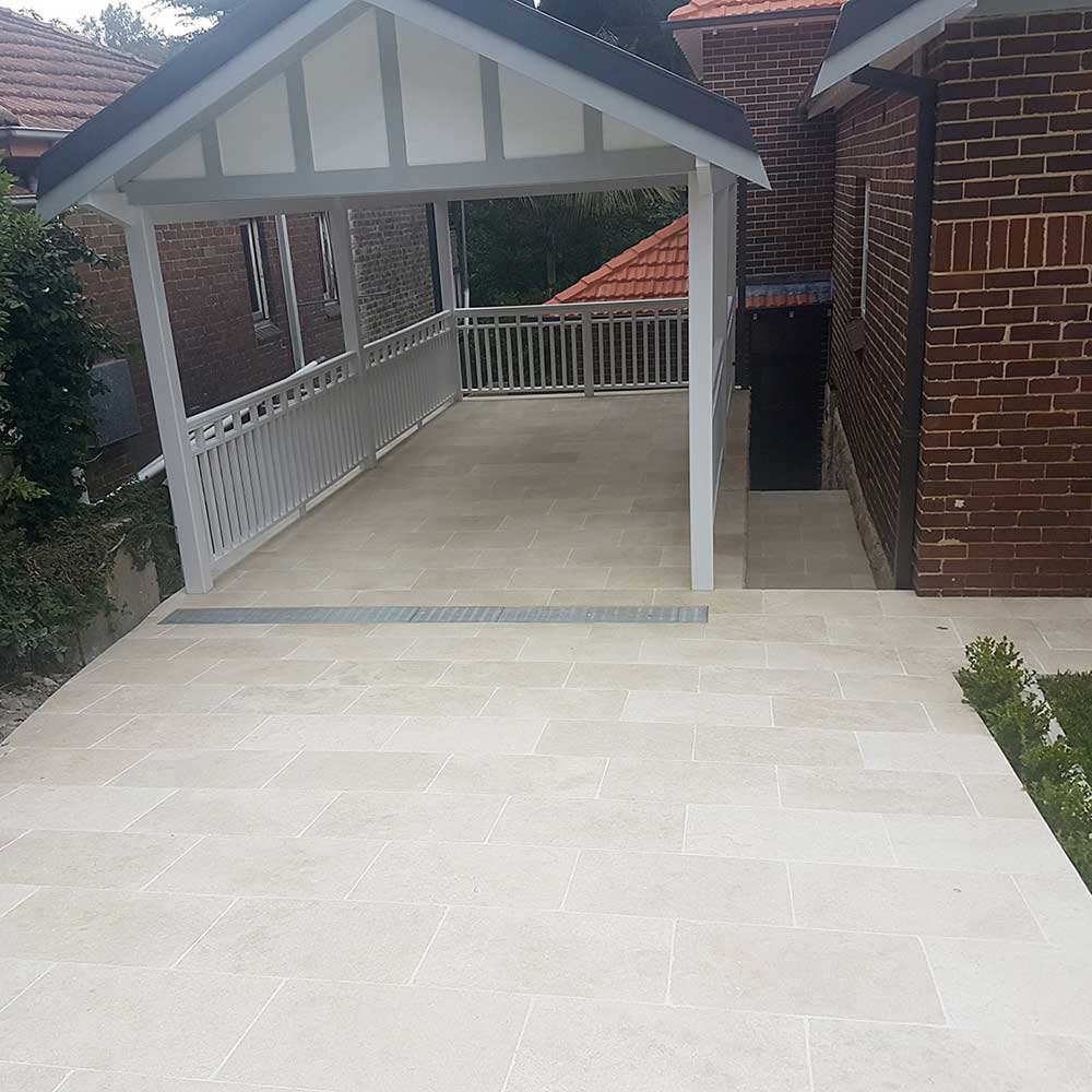Oryx Tumbled Limestone 600x400x30mm Natural Stone Pavers - 1st Quality - Driveway - Available at Simon's Seconds